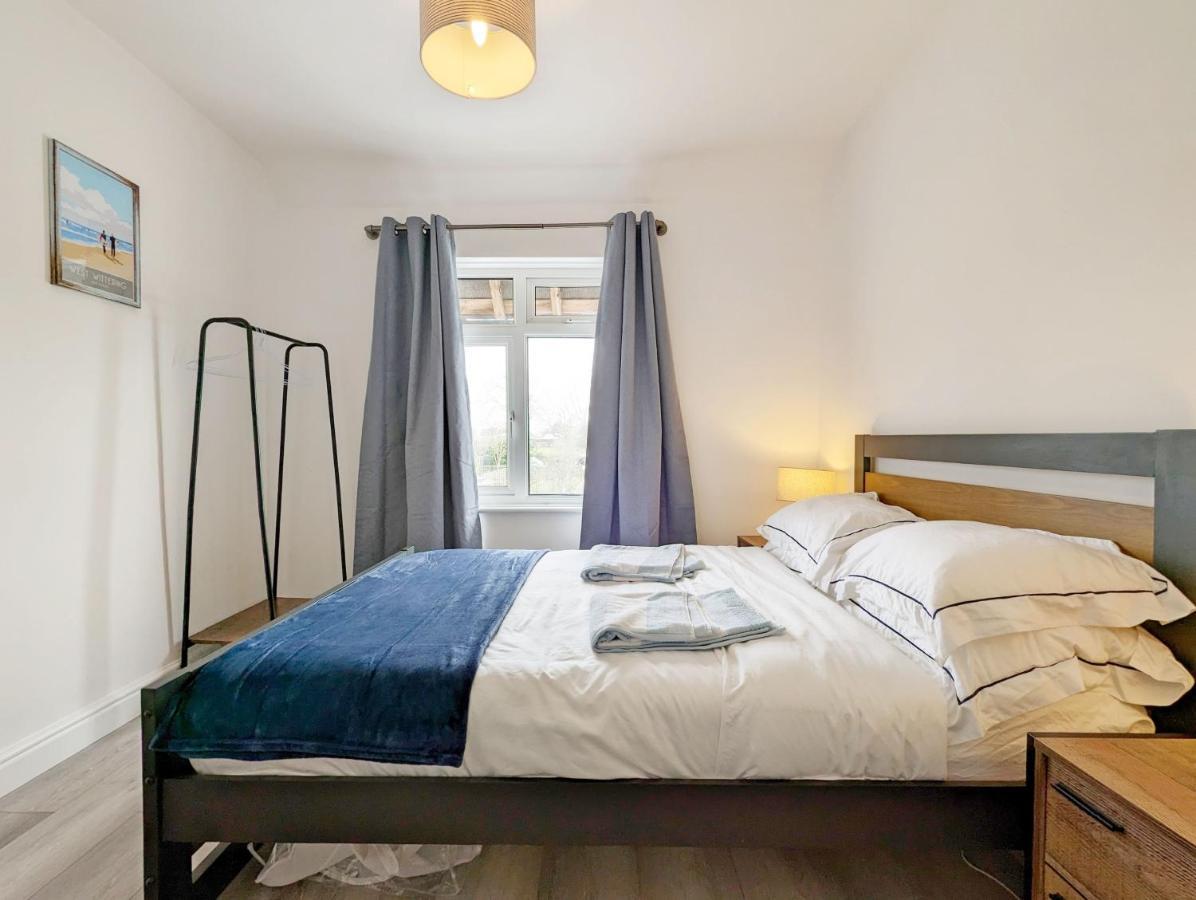 Malthouse Cottage West Wittering Exteriör bild